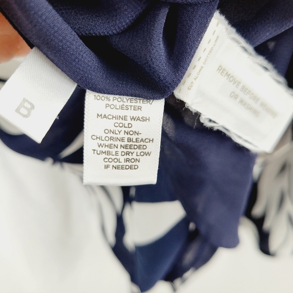 ❤️ Loft blue and white tropical top size L - Picture 8 of 9